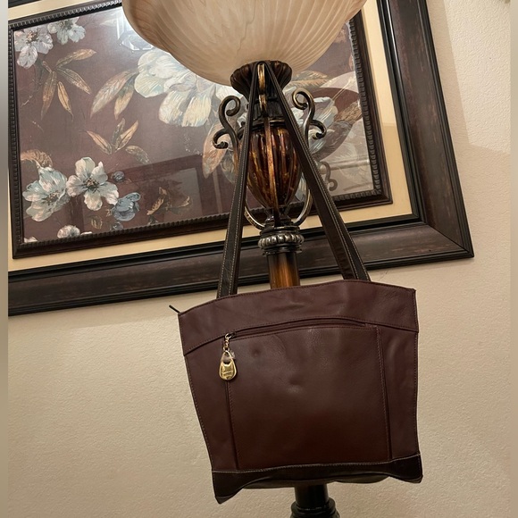 Carriage House Handbags - Carriage House genuine leather, please check all picture of condition